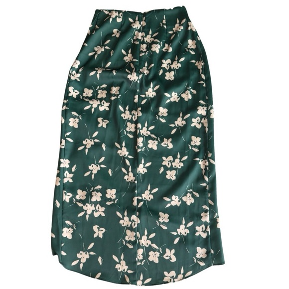 Urban Outfitters Floral Skirt - Picture 3 of 4